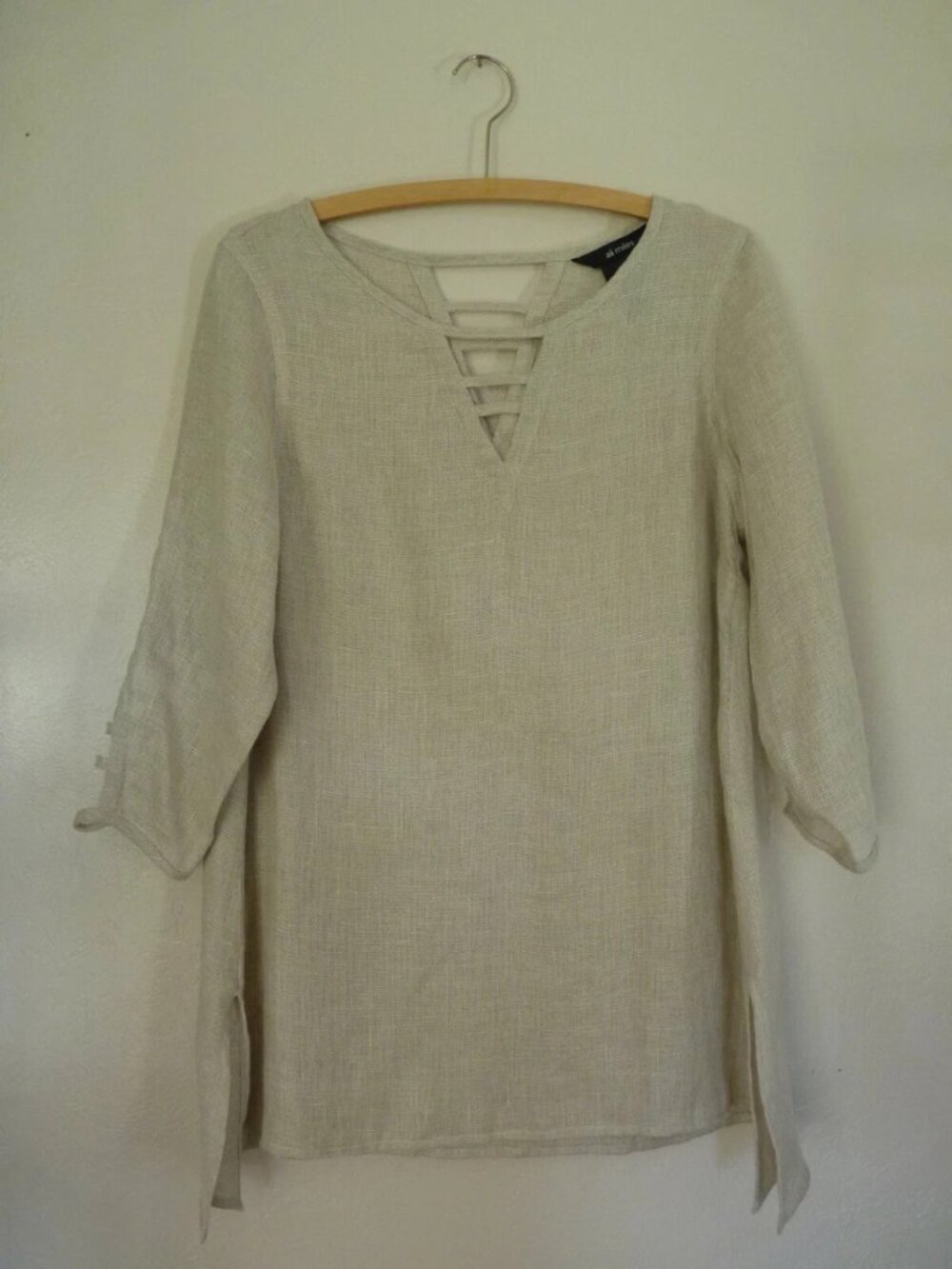 ALI MILES burlap linen 3/4 sleeve tunic top w/cut out detail (M)